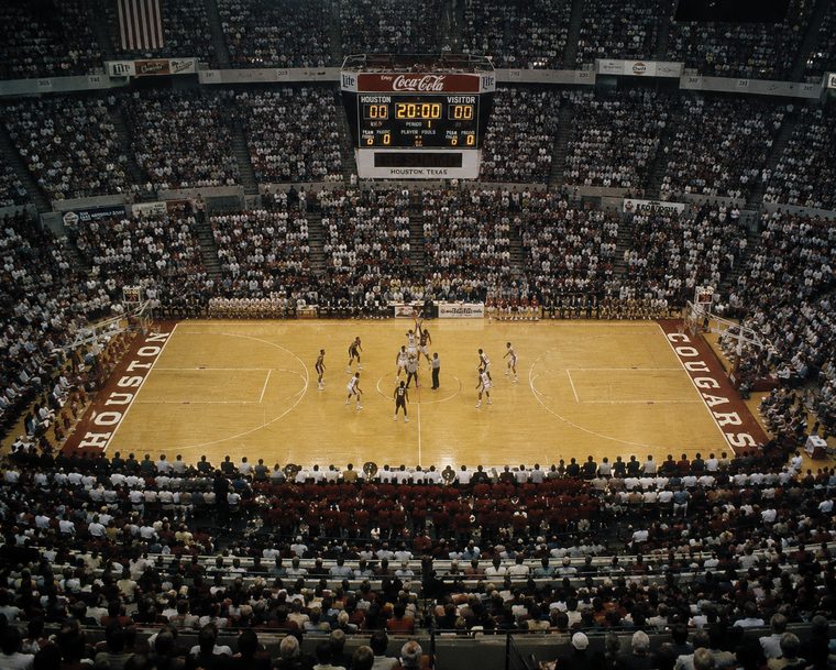 University of Houston Cougars &mdash; Elvin Hayes vs Lew Alcindor, 52,693 people